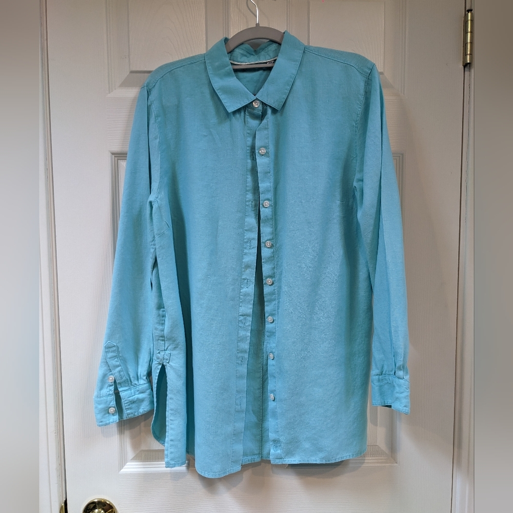 Stylish Aqua Button Down Shirt for Men